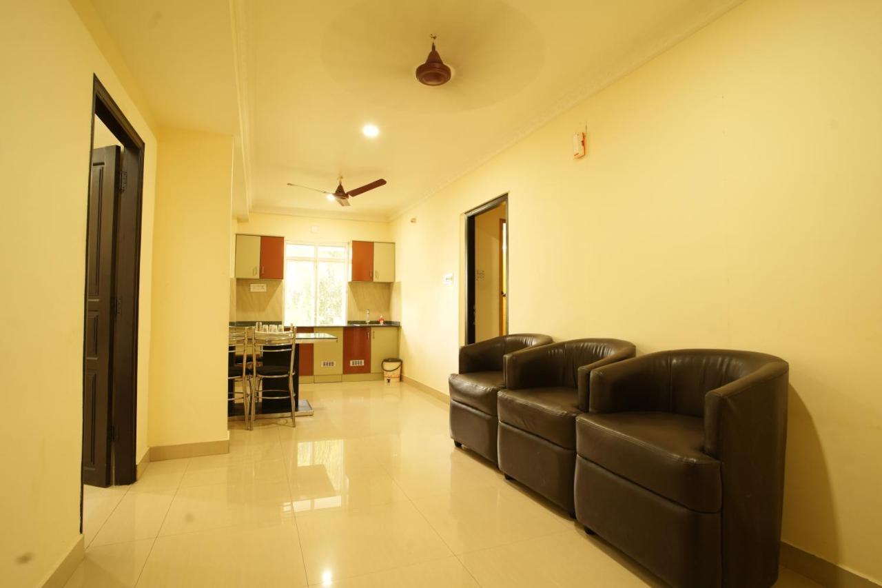 K V Suites Kochi Εξωτερικό φωτογραφία