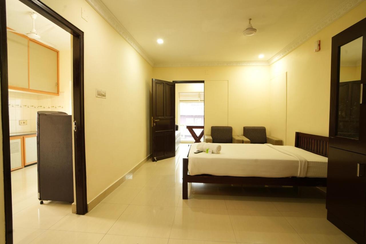 K V Suites Kochi Εξωτερικό φωτογραφία